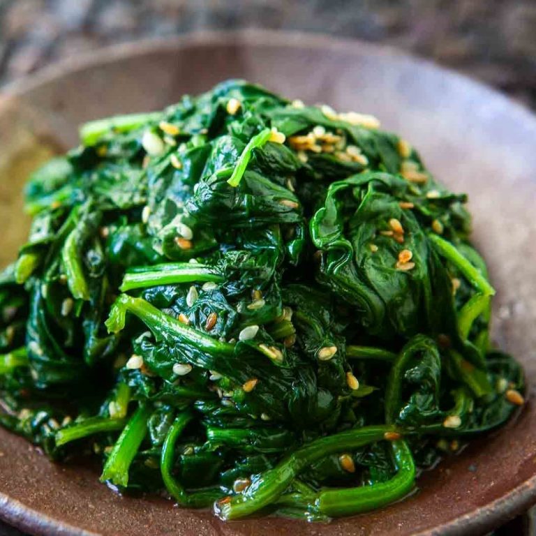 K4. Spinach StirFry With Garlic Santorino