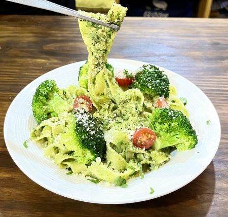 A3. Homemade Pesto Pasta - Mỳ ý sốt quế tây