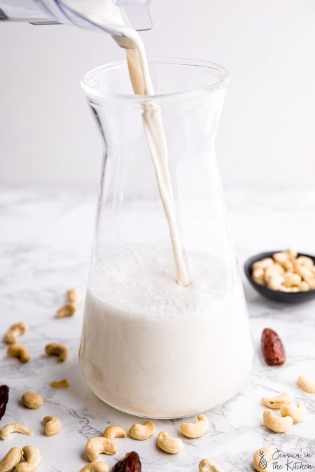 homemade cashew milk - santorino.org