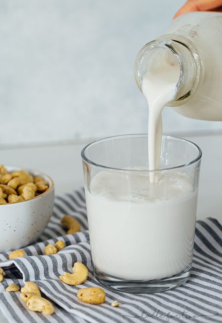 homemade cashew milk - santorino.org