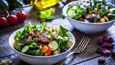 thực đơn giảm cân với salad-santorino.org