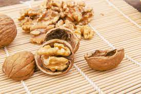 walnuts Sài Gòn-santorino