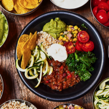 Khoá học Làm Salad Chay Healthy: Hướng Dẫn Tận Hưởng Món Ăn Mát Lạnh, Bổ Dưỡng và Ngon Miệng”